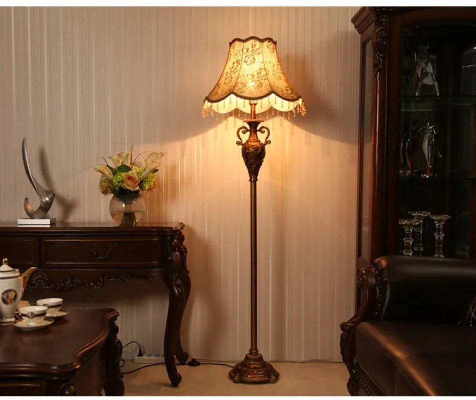 Foot Switch Classical Medieval Floor Lamp Resin Vintage Living Room Home Lustre Fixtures with Retro Pastoral Lampshade Lamp