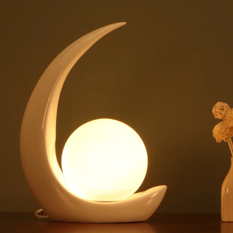 Moon Resin Bedroom Bedside Lamp Modern Simple Living Room Study Desk Lamp Creative Resin Table Lamp