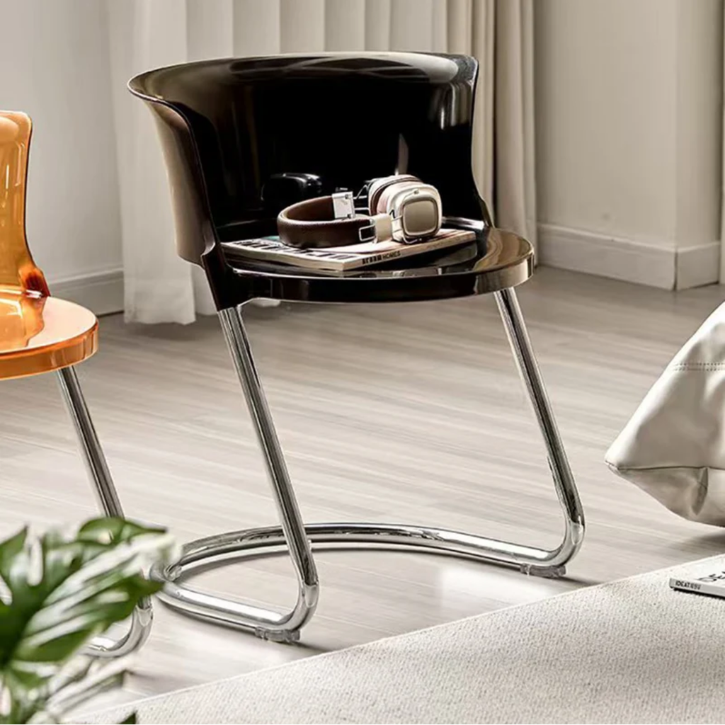Modern Curved Dining Chair with PC Seat & Iron Frame, Minimalist Armless Chair