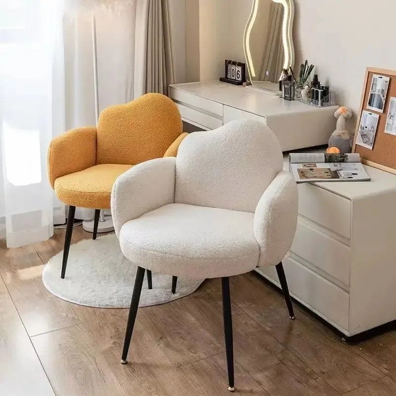 Nordic Makeup Chair Girls Bedroom Simple Backrest Chair Modern Light Luxury Dresser Stool Special High-End Manicure Chairs