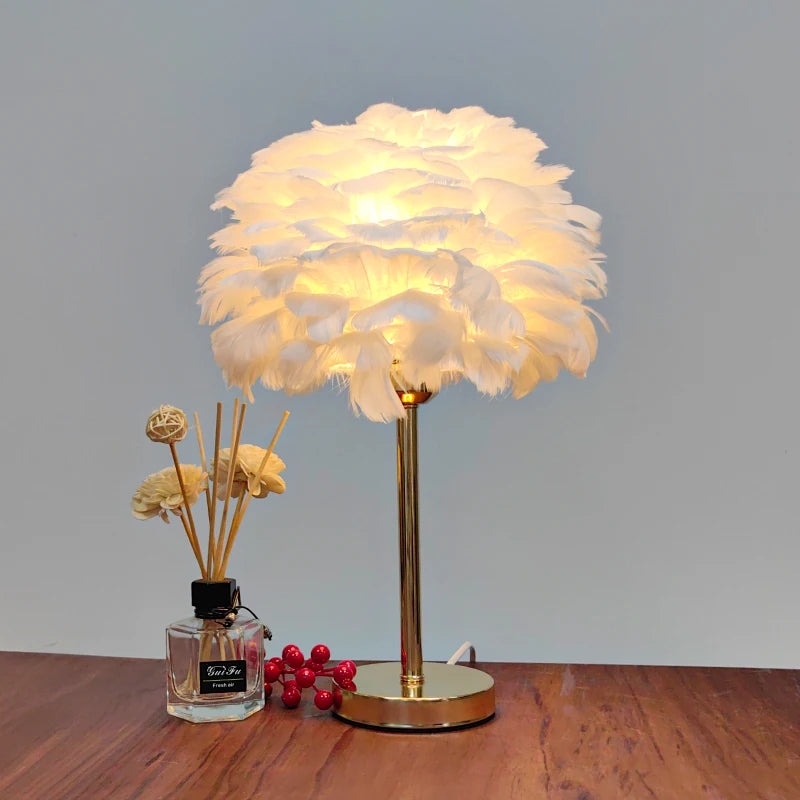 White Feather Lamp with Plug Powered Modern Table Lamp Cute Romantic Bedside Light for Girl Room Childrens Room Wed Decorat