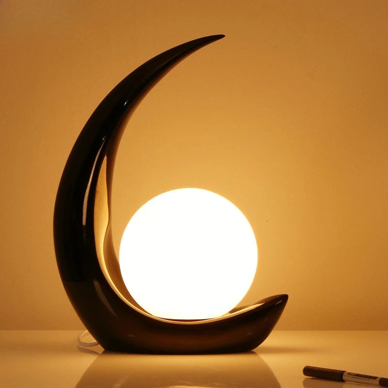 Moon Resin Bedroom Bedside Lamp Modern Simple Living Room Study Desk Lamp Creative Resin Table Lamp