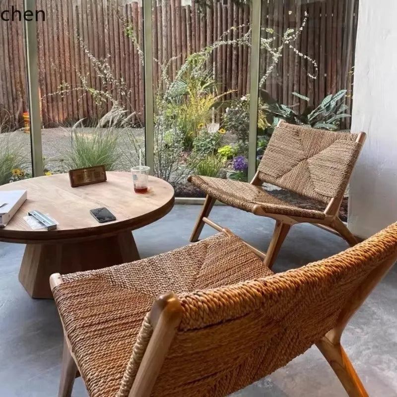 PYH Retro Rattan Woven Recliner Solid Wood Single Sofa Chair for Homestay Hotel Home Use Leisure Chair