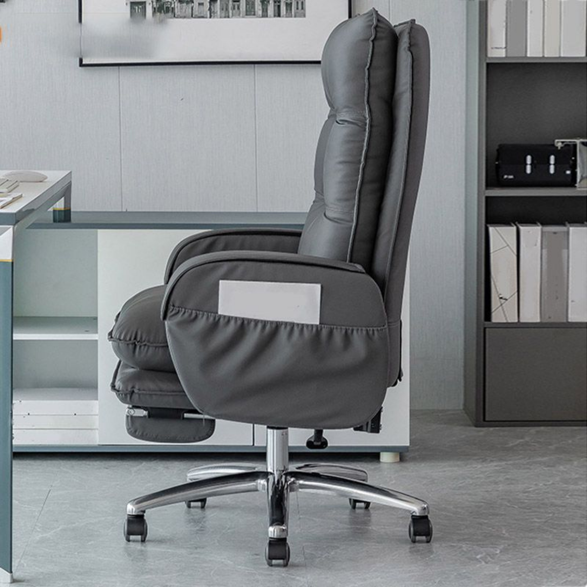 Modern Executive Office Chair with Footrest, Comfortable Boss Computer Chair