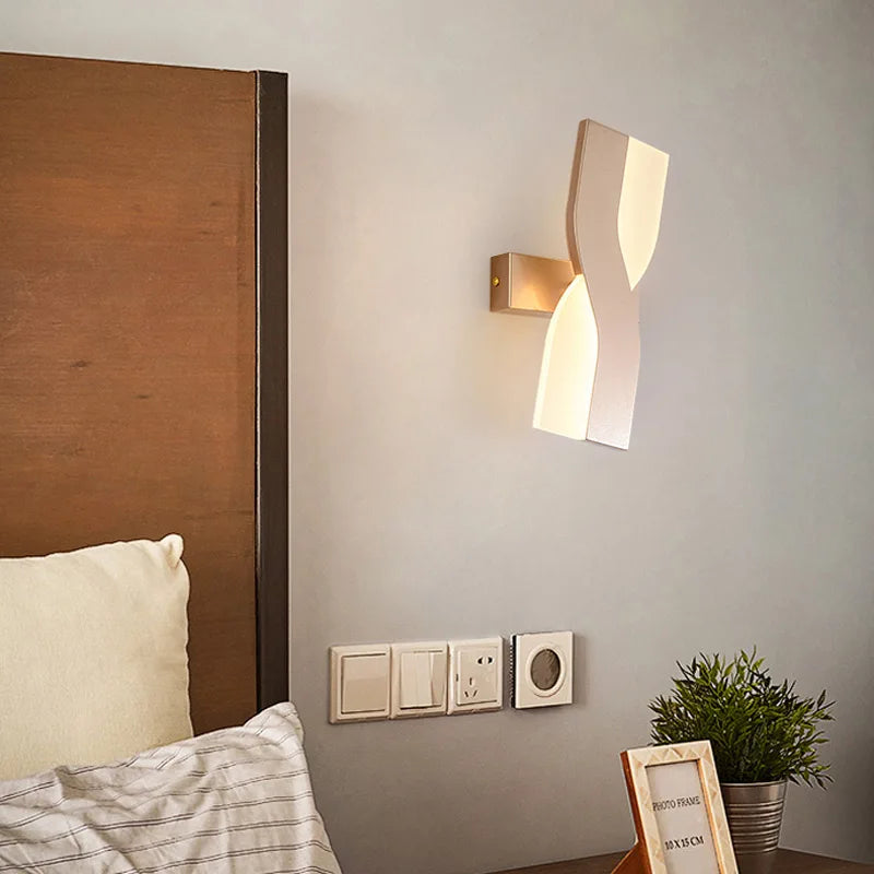 Nordic Simple LED Wall Lamp Modern Bedroom Bedside Adjustable Rotatable Lights Living Room Porch Wall Lamps Decor Lighting