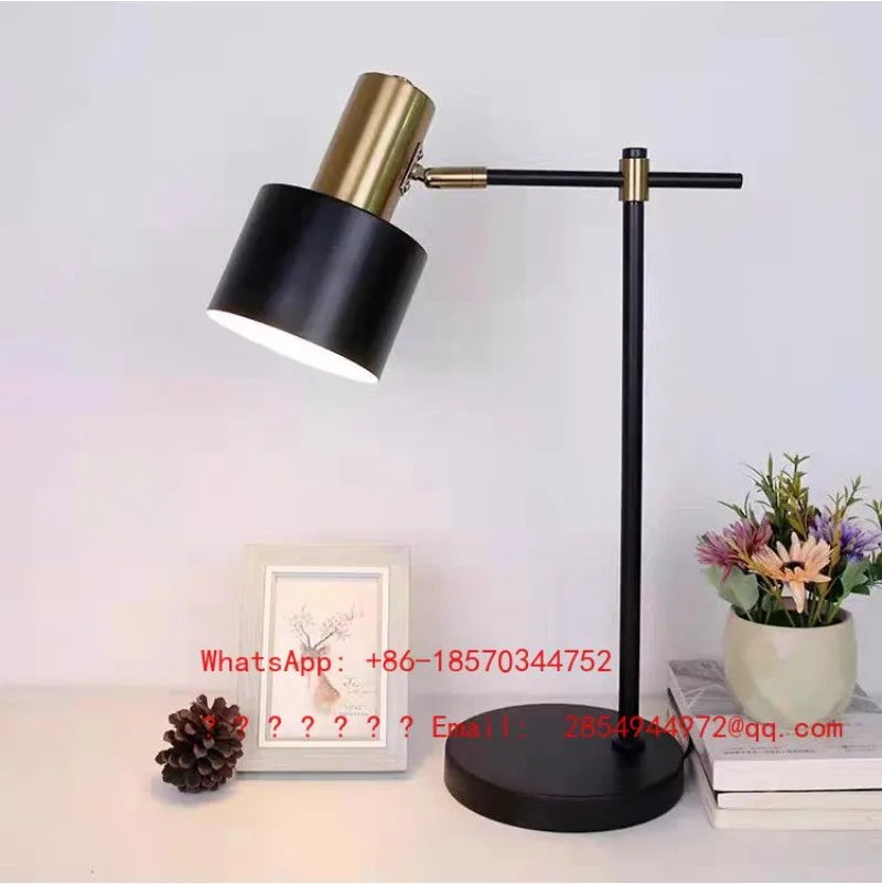Nordic Light Luxury Simple Retro Desk Lamp, Industrial Style Bedroom Hotel Learning Decoration Desktop Atmosphere Lamp
