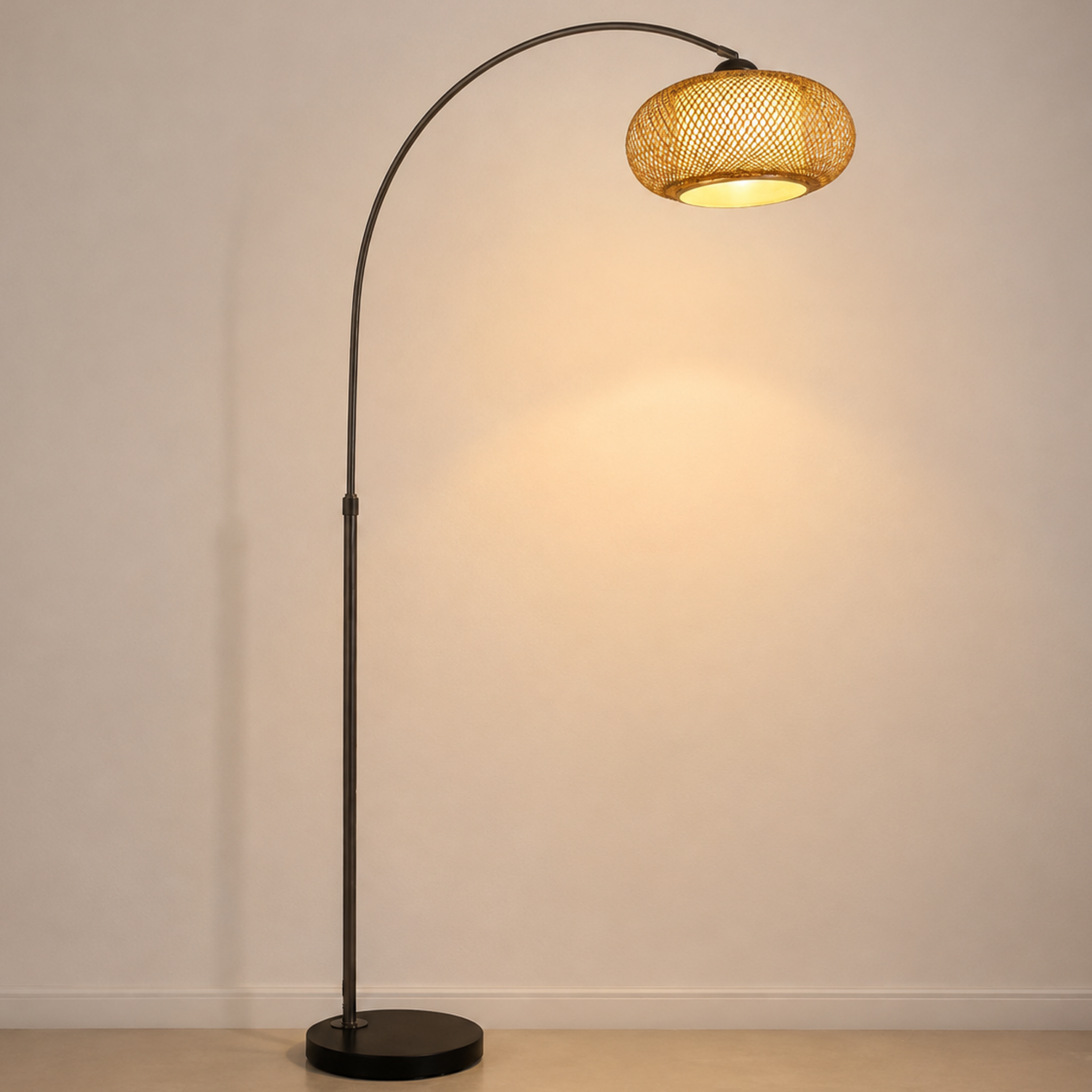 Small bamboo woven fishing rod floor lamp