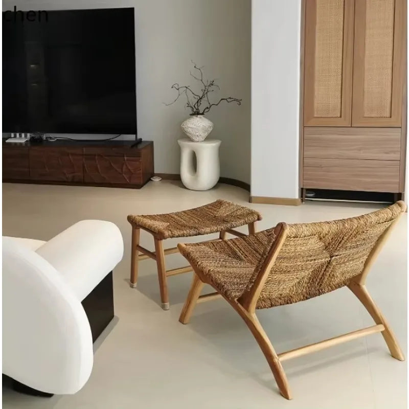 PYH Retro Rattan Woven Recliner Solid Wood Single Sofa Chair for Homestay Hotel Home Use Leisure Chair