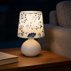 USB Bedroom Bedside Minimalist Creative Desk Lamp Equipped with Floral Fabric Lampshade Suitable for Readingbedroomliving Room