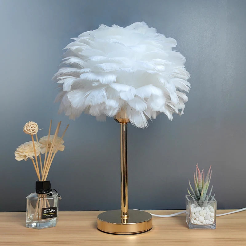 White Feather Lamp with Plug Powered Modern Table Lamp Cute Romantic Bedside Light for Girl Room Childrens Room Wed Decorat