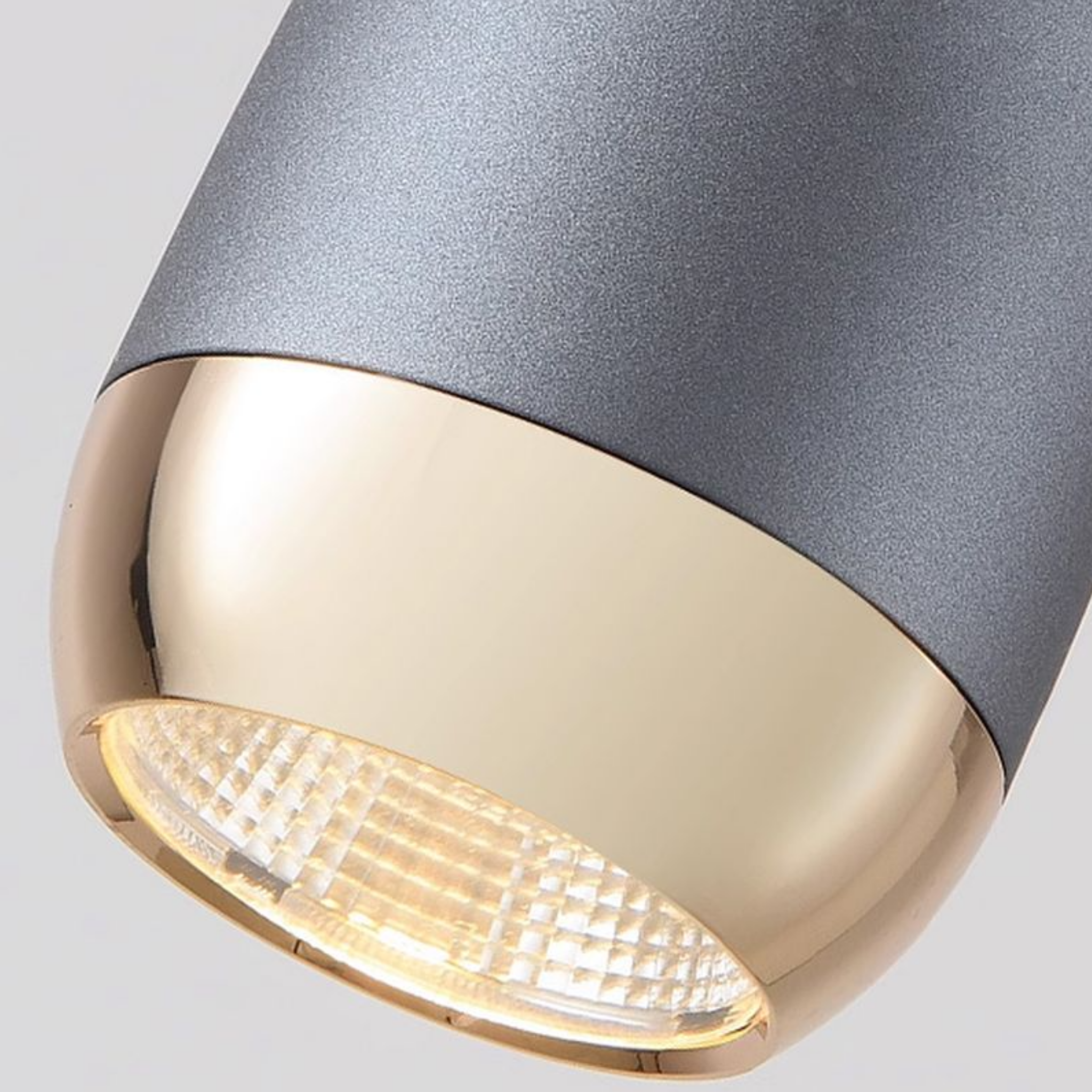 Close-up of the aluminum finish