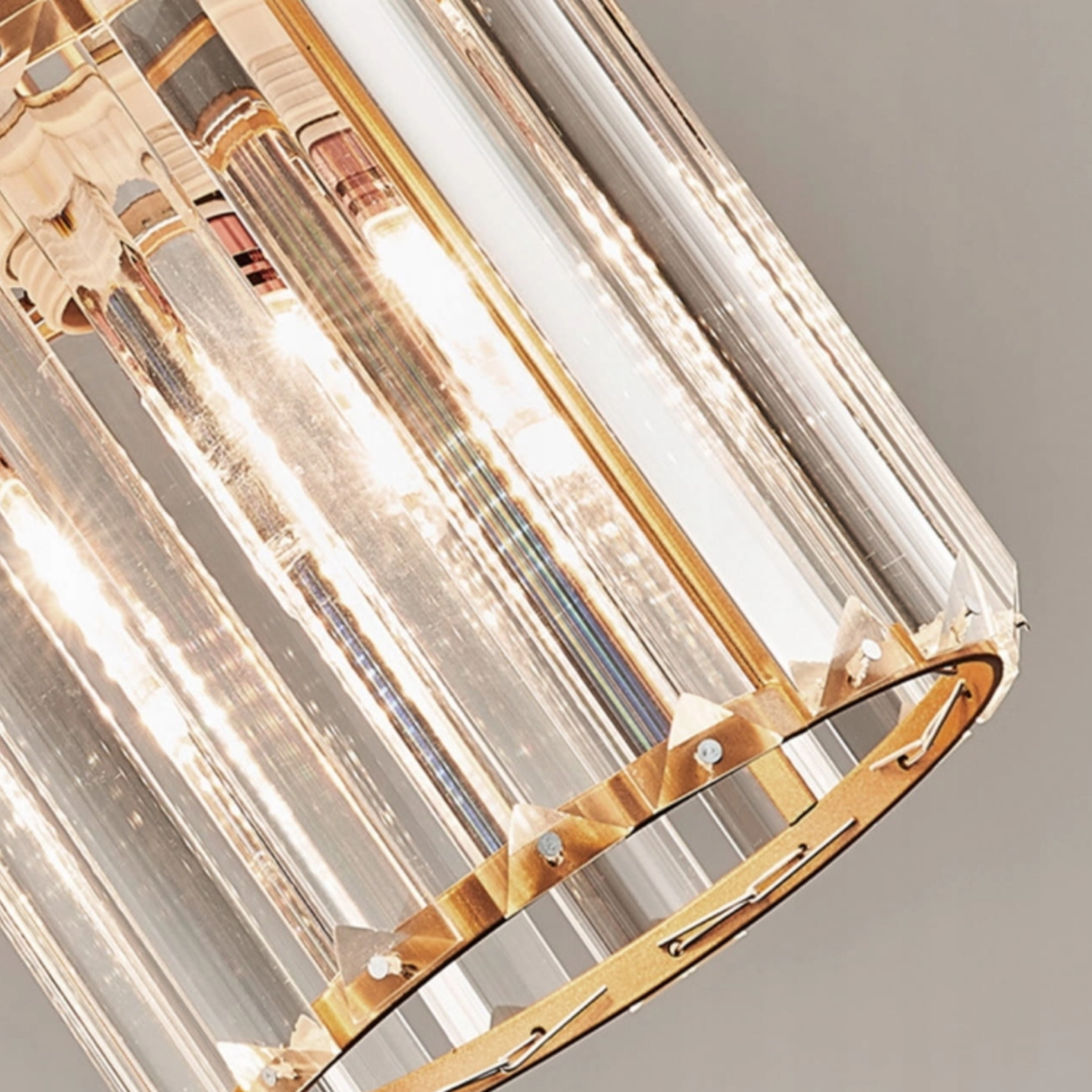 Close-up of the crystal shade